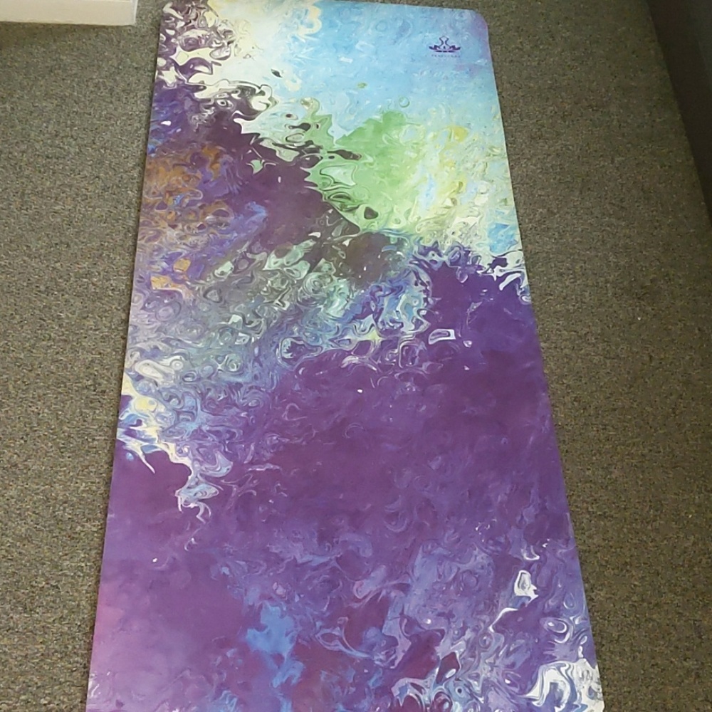 Hot yoga mat